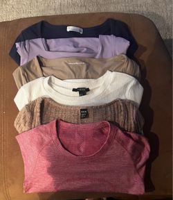 Lot - 6 Girl’s Long Sleeve Shirts