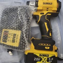 20v DeWalt Impact Wrench 1/2in And Power Kit