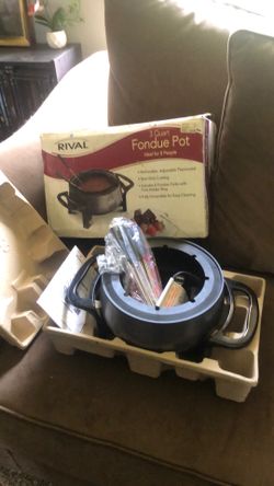 Fondue Pot All Pieces Included