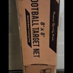 Football Net 8'x 8' Ft, Helps QB's Practicing Passing accuracy, The net provides 3 distinct targets various heights for improvement.
Brand New in Box.