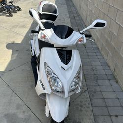 Scooter. 2025