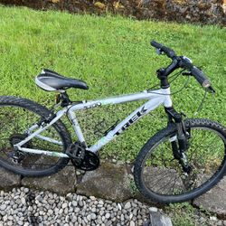 Trek 3700 Bike 🚲 26”