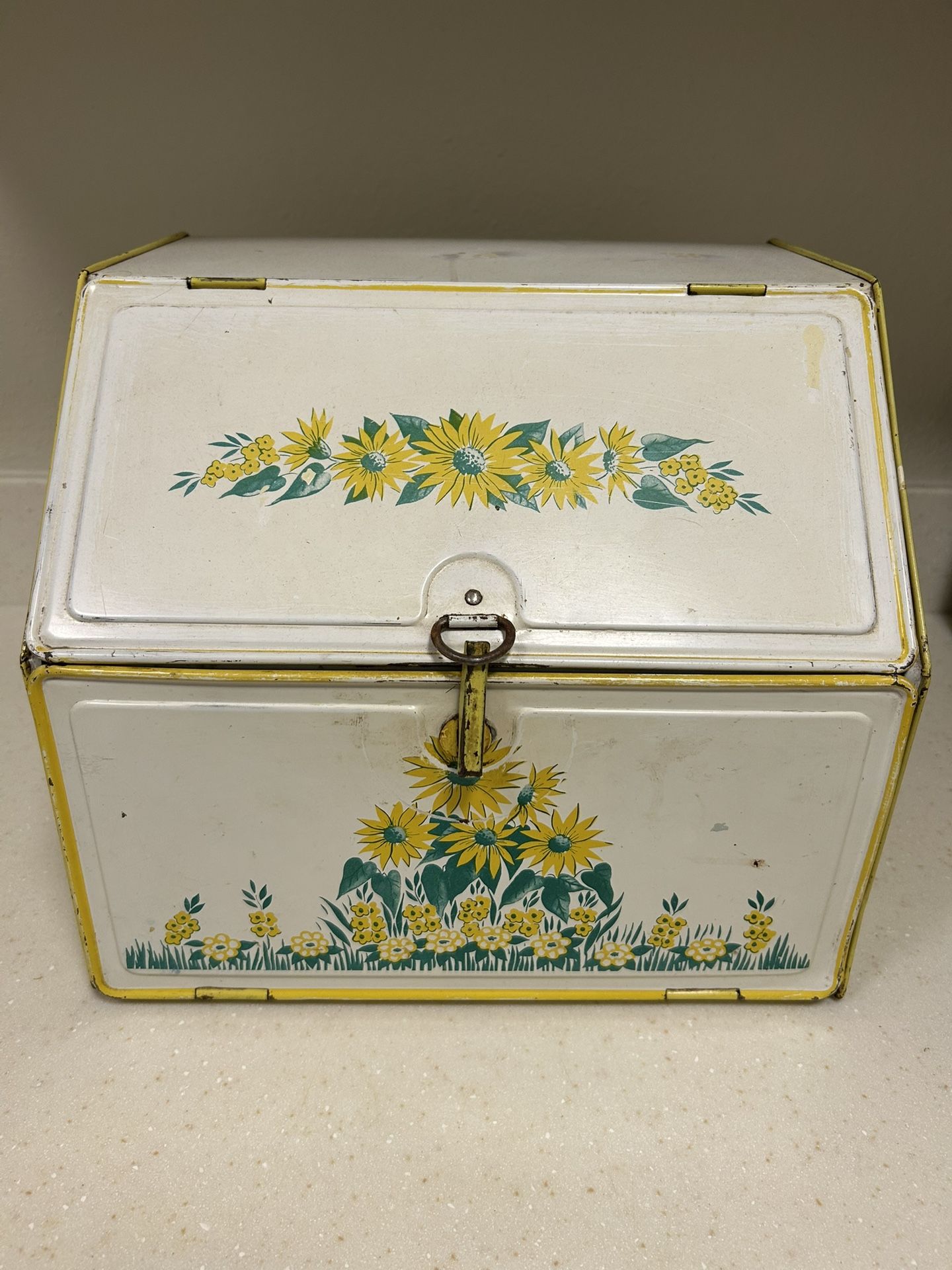 Vintage 1940s to 1950s Double Metal Bread Box
