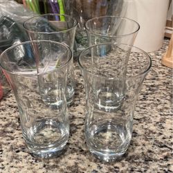 4 Glasses