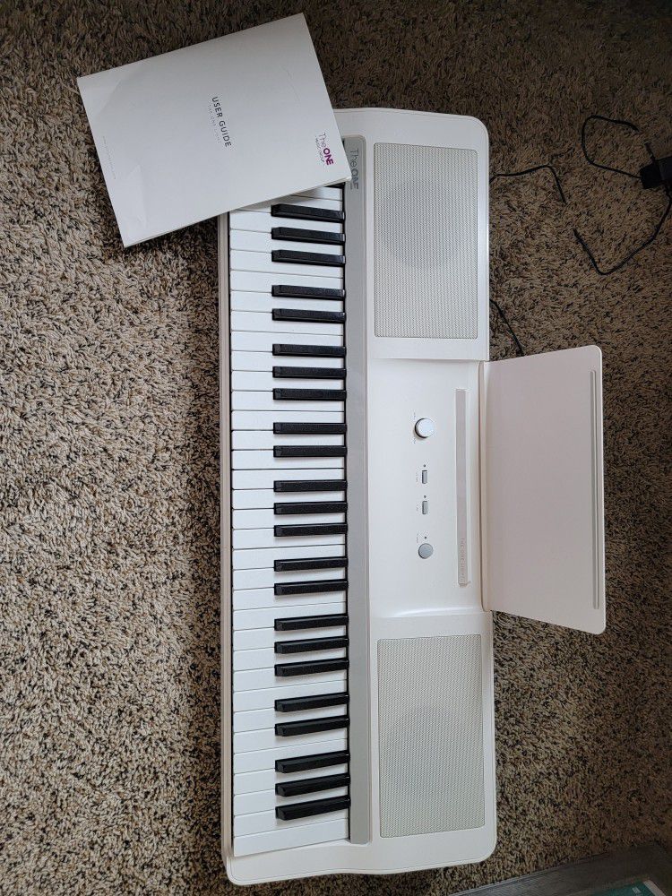 Huge Sale! Brand New ONE light Keyboard. 