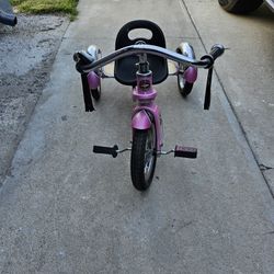 Schwinn pink cheap tricycle