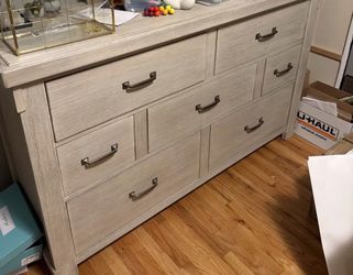 7 drawer dresser