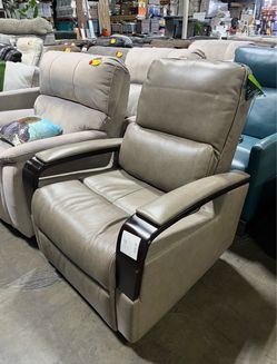 Costco Leather recliners with 50% off Retail