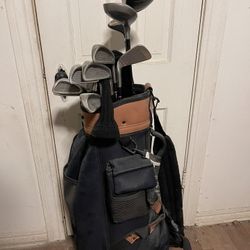 sets of golf clubs