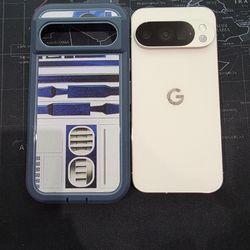 Google Pixel 10 Pro – Factory Unlocked – Like New – R2D2 Case – Box & Accessories – Excellent Deal