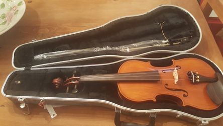 Violin bought at Malanos music 4/4