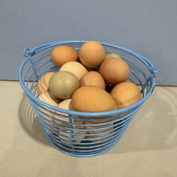 Farm Fresh Eggs 