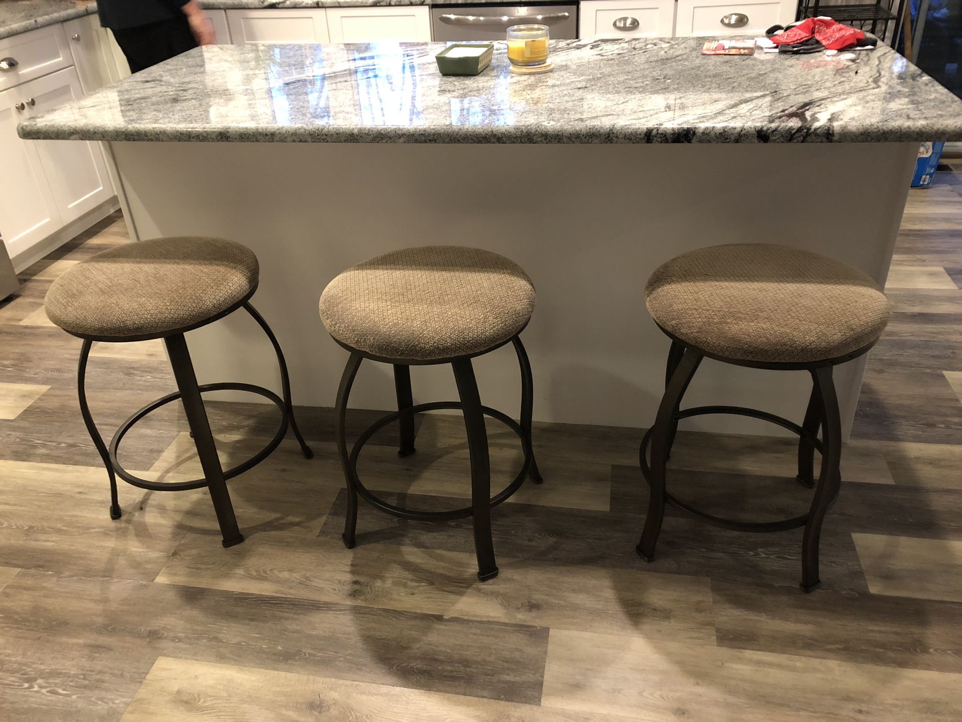 Bar/ Counter Stools for Sale in Galloway, NJ OfferUp