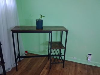 Table / Desk / TV stand