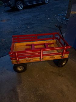 Speedway Deluxe Wooden Pull Wagon
