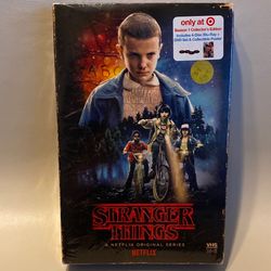 *NEW* Stranger Things Season 1, 4-disc DVD/BluRay Collectors Edition