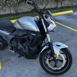 2017 Honda Ctx 700 n