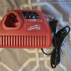 Milwaukee Charger. M12.