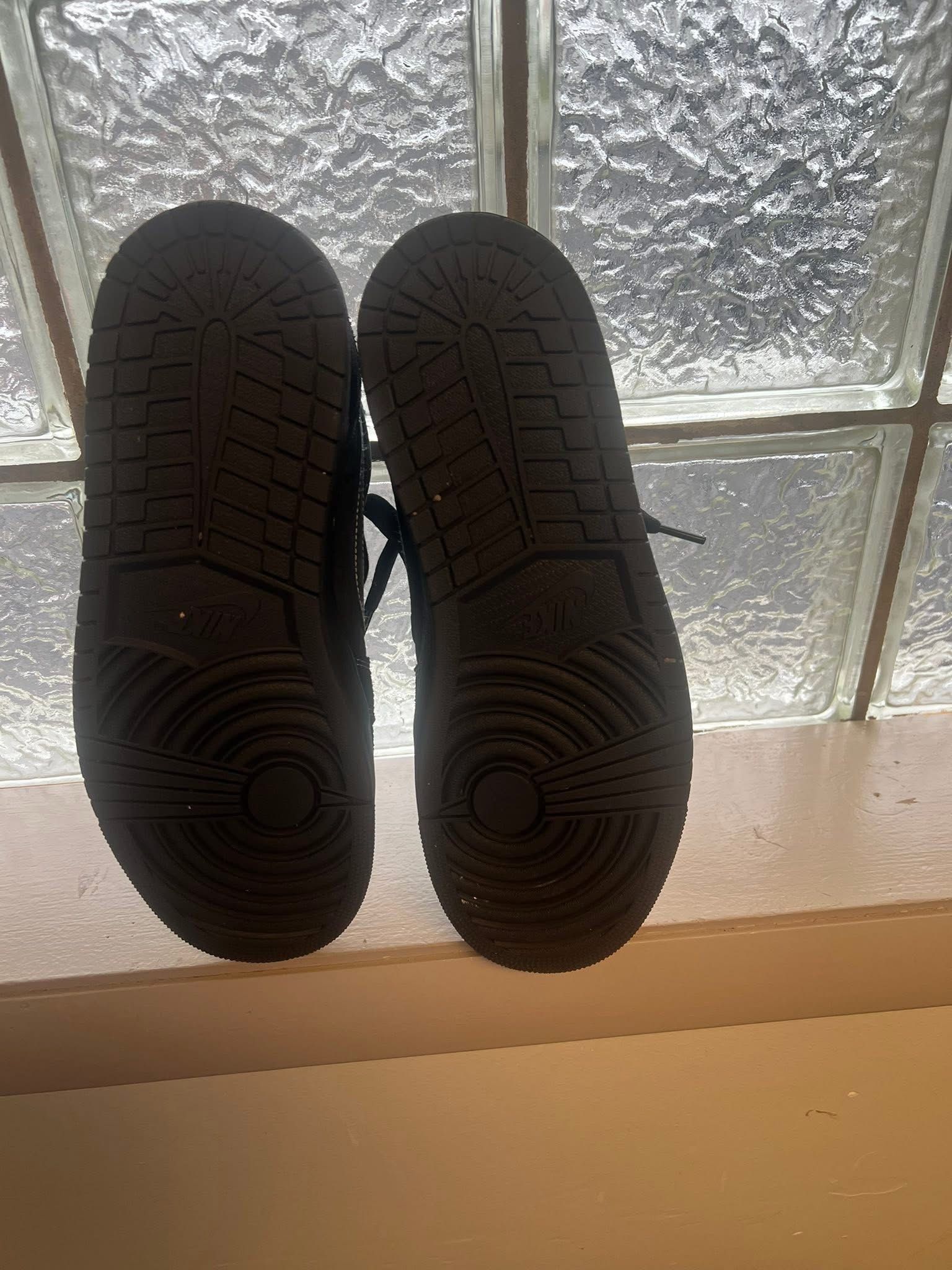 Travis Scott Jordan Low