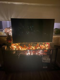 Samsung Qled TV high resolution 4years old TV great condition