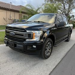 2018 Ford F150 XLT SuperCrew Cab Perfect Conditions 