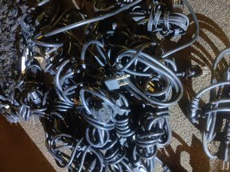 30 Power Cords Fits A Variety Of Things From Tvs To Amps