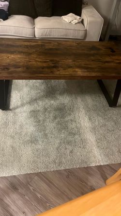 Coffee table (like new)