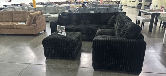 Jumbo corduroy couch new in box / read the description