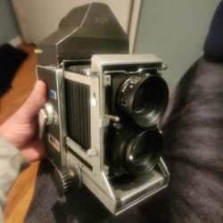 Mamiya C33 Professional Vintage Camera