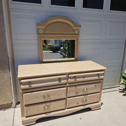 Will Take Best Offers Not Free Dresser With Mirror 