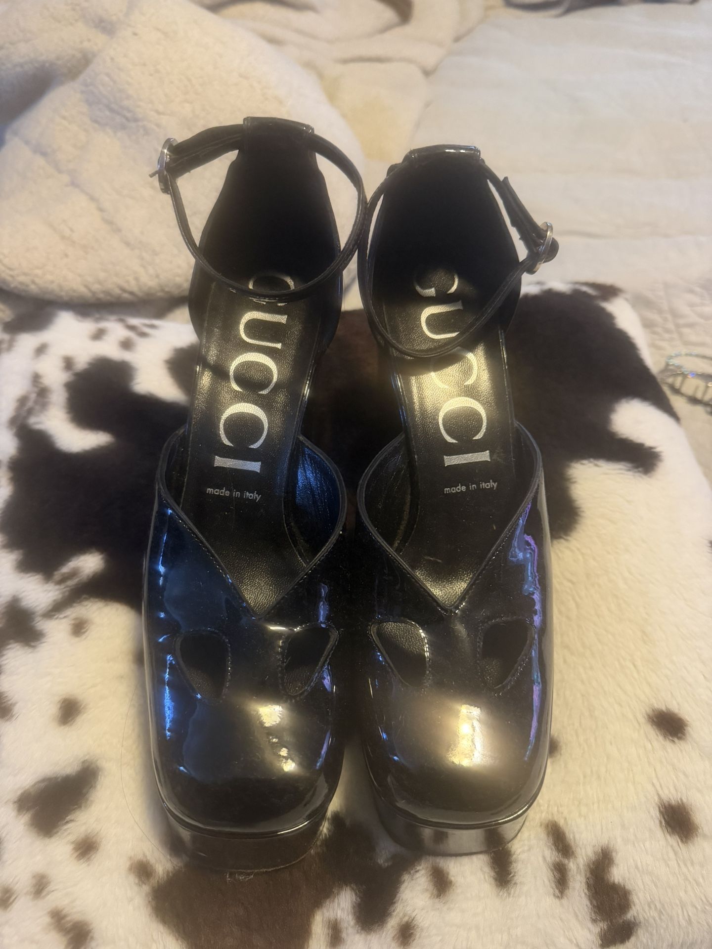 Gucci Shoes ๐