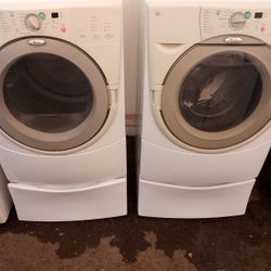 Whirlpool Washer And Dryer Matching Set On A Pedestal Complete 90 Day Warranty Free Delivery Vancouver Area