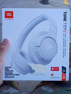 JBL Tune 770NC Wireless Headphones