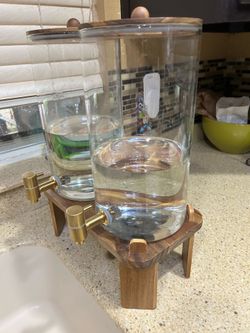 2PCS Drink Dispenser, 1.5 Gallon Each Glass Beverage Dispenser with Wood Stand