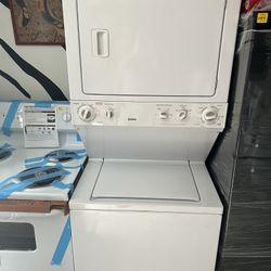 Kenmore Full Size Stackable Washer And Electric Dryer 