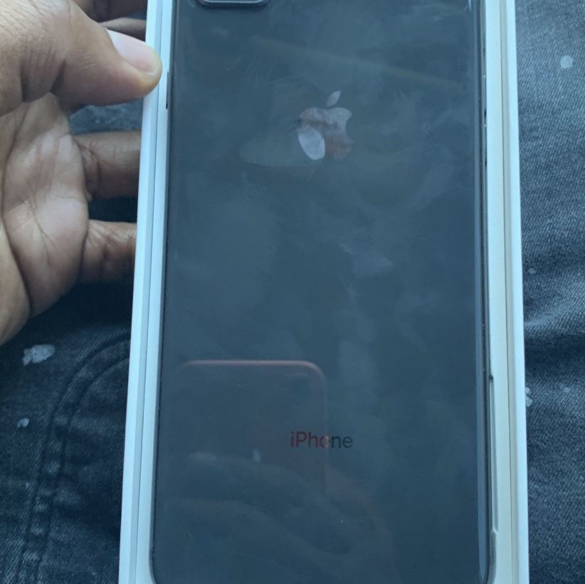 iPhone 8 Plus 64GB