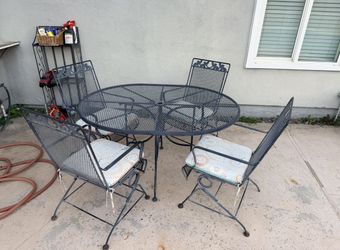 Metal table and 4 chairs