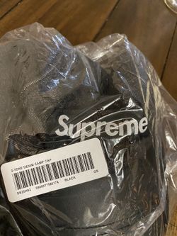 Supreme 2 tone black box logo north face keychain