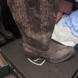 Roper Boots