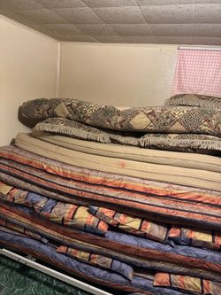 Free Patio and picnic mattresses