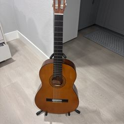 Yamaha C40 for Sale! Don’t miss this chance!!