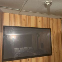 LG 50 inch TV