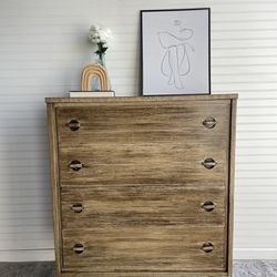 Mid Century Modern Chest/ Dresser