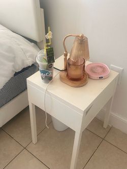 Night stand