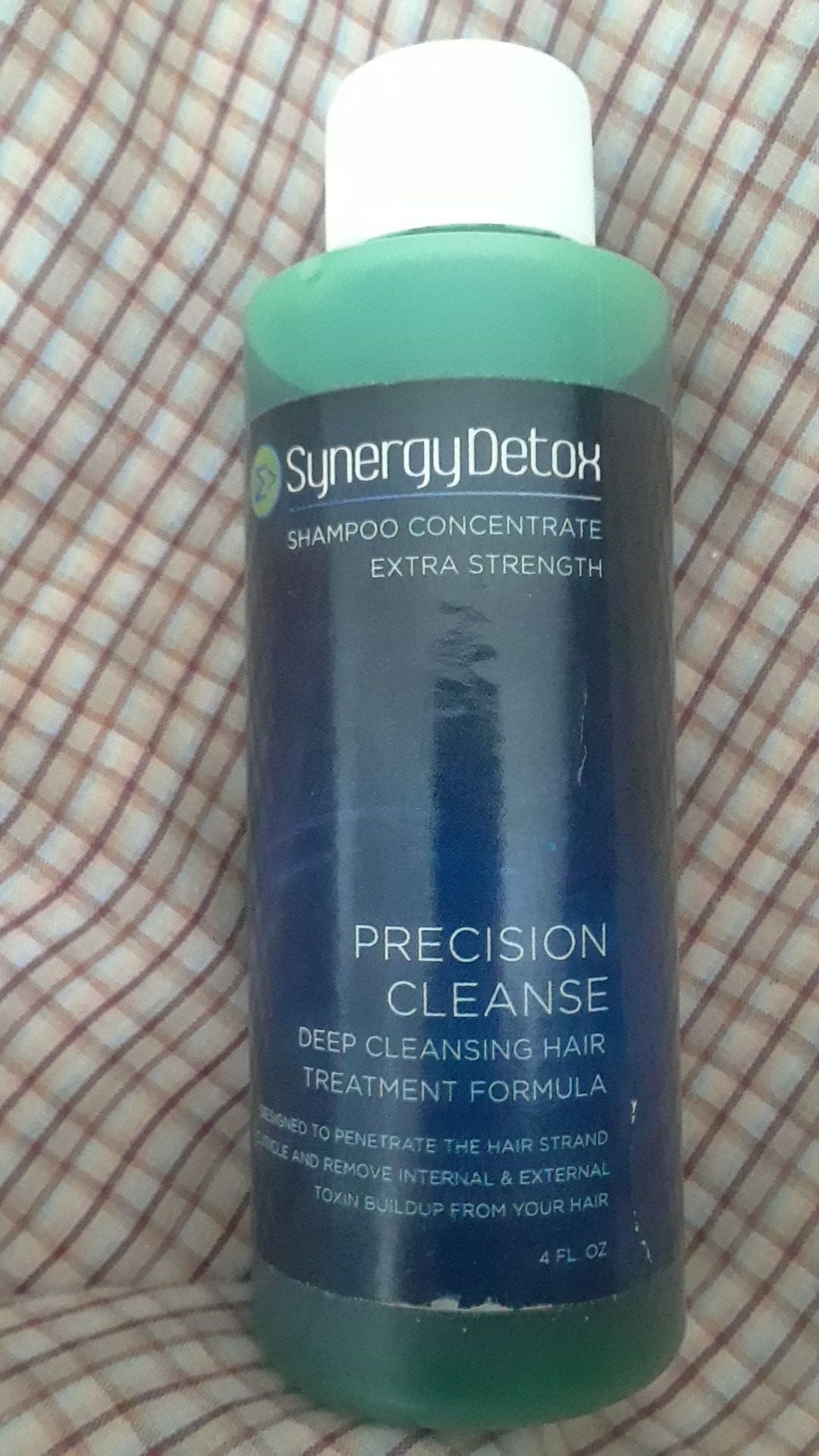 Shampoo to help pass a hair folical drug screen
