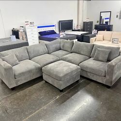 BRAND NEW 4PCS SECTIONAL SOFA SET WITH OTTOMAN AND ACCENT PILLOW INCLUDED $569