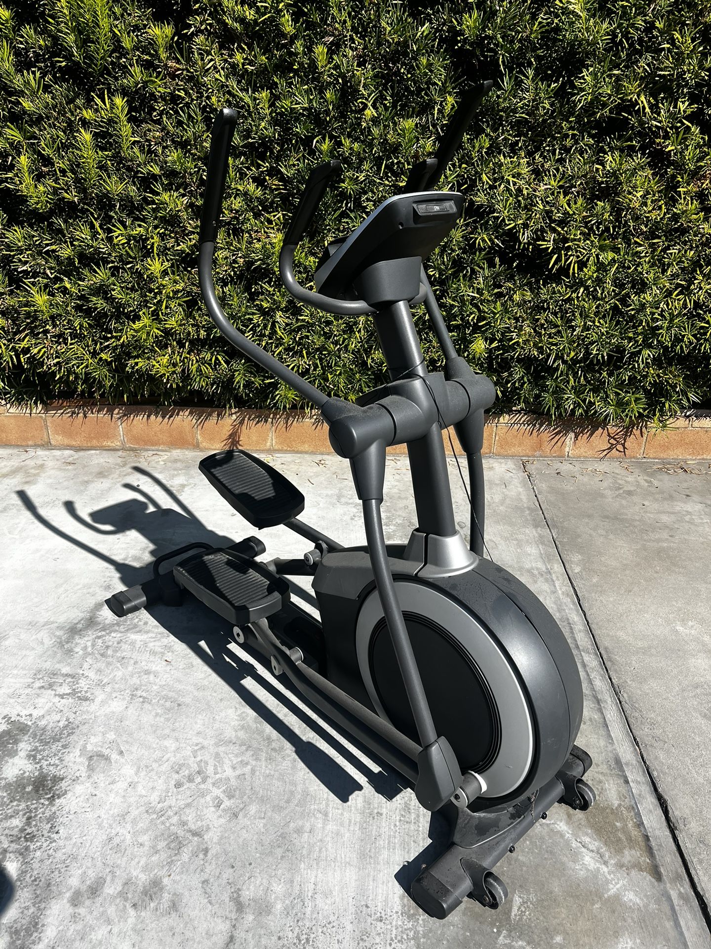 Gym Equipment elliptical