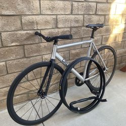 Crew District Fixie