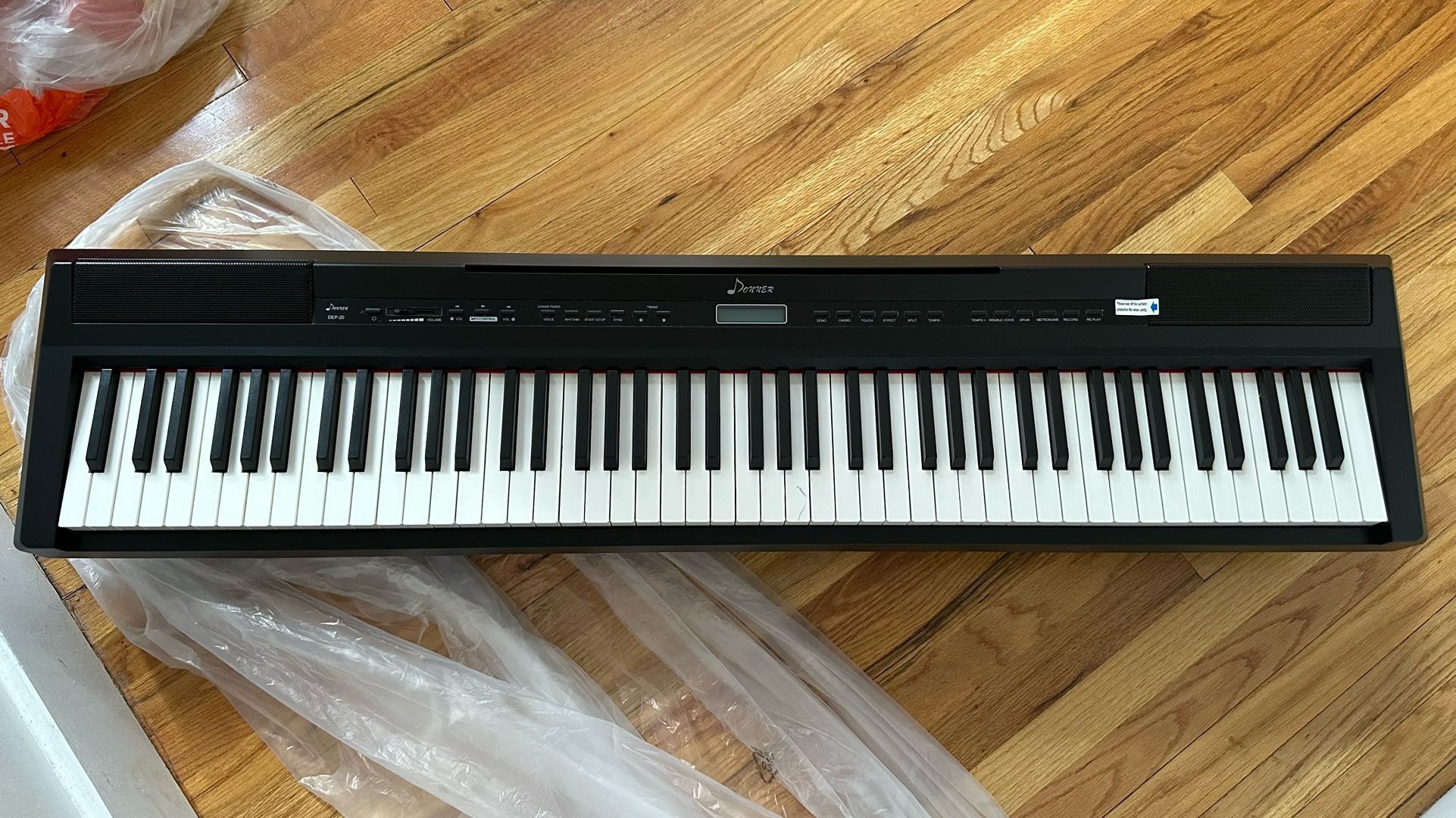 Full-Size Digital Keyboard – As New, Boxed