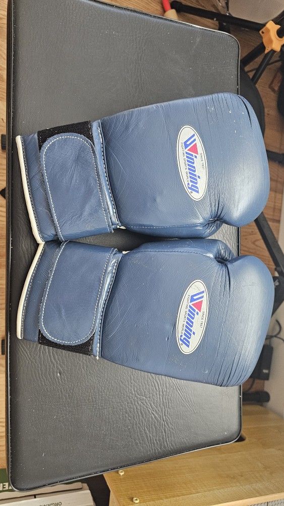 Winning Boxing Gloves - 12oz